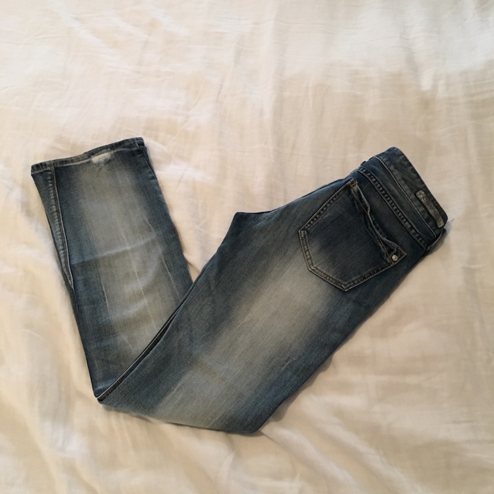 Express Jeans - Picture 2 of 3